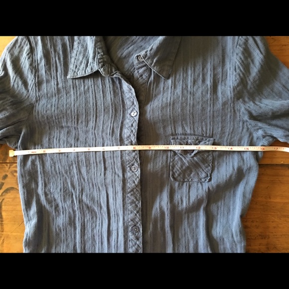 Button up - Picture 4 of 5